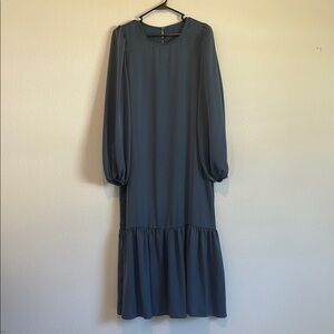 Elegant Blue Long Sleeve Dress